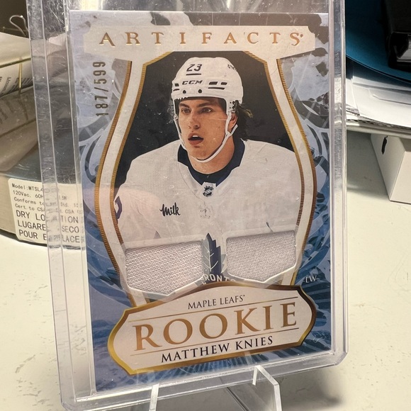 Toronto Maple Leafs Rookie Matthew Knies jersey card - Picture 1 of 2